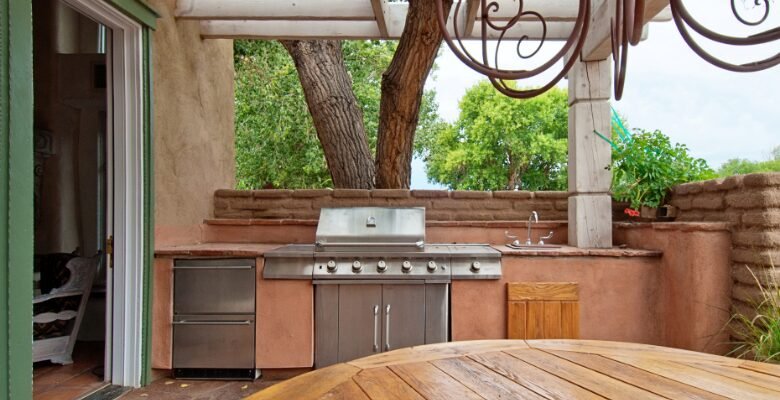 Outdoor kitchens